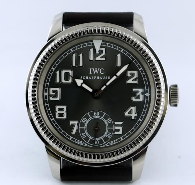 IWC Pilot's Watch
Manual Wind
3254-04
