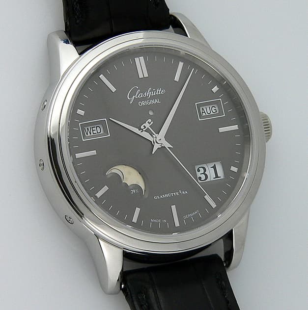 Glashutte Original Senator Perpetual Steel Anthracite 
Dial
