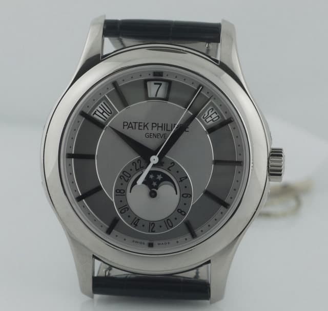 Patek Philippe 5205 WG
Annual Calendar

