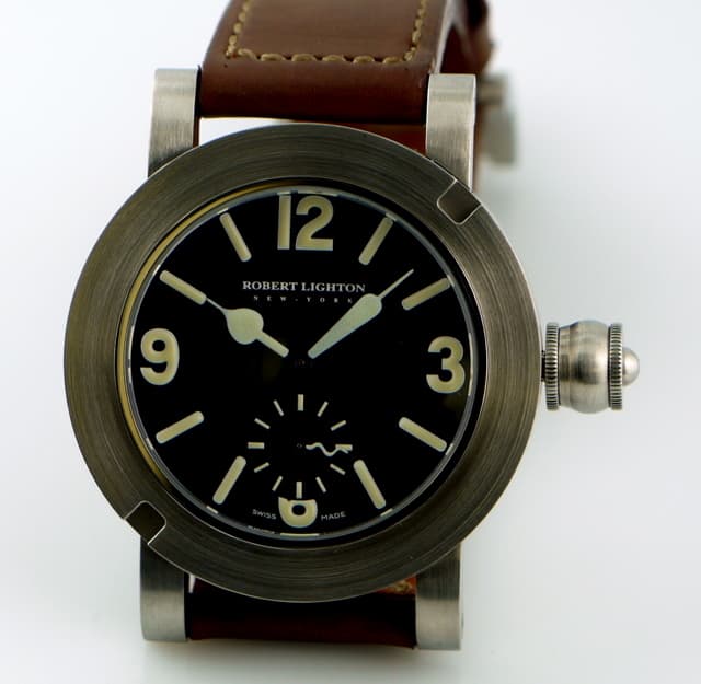 Robert Lighton Growler 