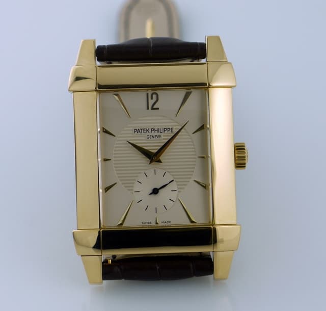 Patek Philippe Gondolo 5111 YG