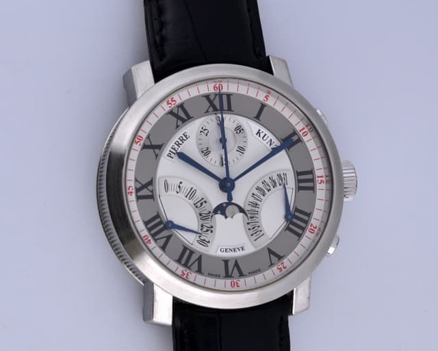Pierre Kunz Spirit Of Challenge
Platinum 44MM