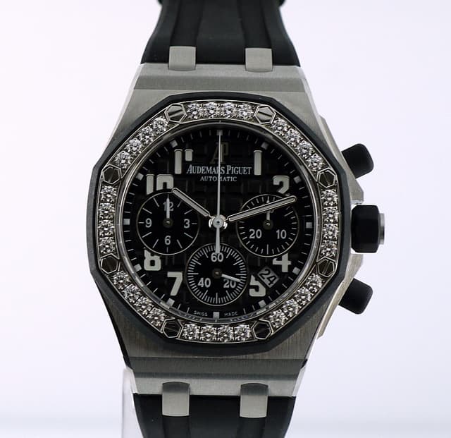 Audemars Piguet Royal Oak Offshore Chronograph
Ladies 