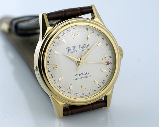 Movado Triple Calendar 18K Yellow Gold