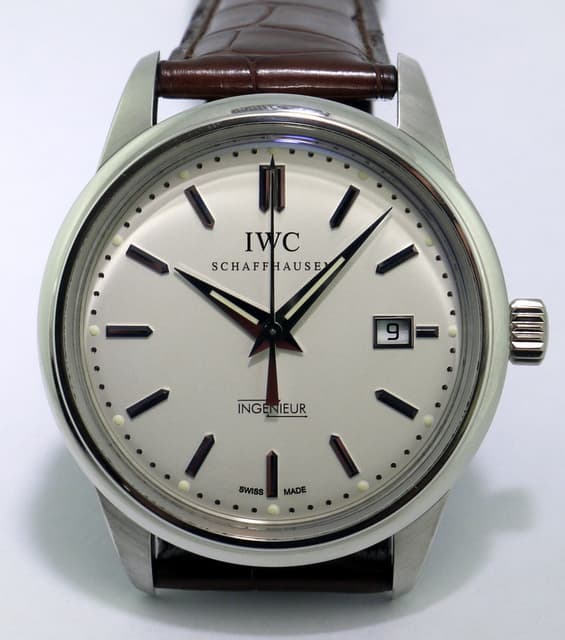 IWC Ingenieur Automatic
Platinum Silver Dial 42.5MM