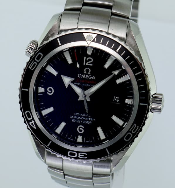 Omega Planet Ocean
Quantum of Solace LIMITED
James Bond Edition