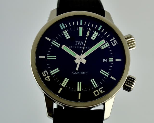 IWC Aquatimer Automatic
SS Black Dial / Rubber Strap