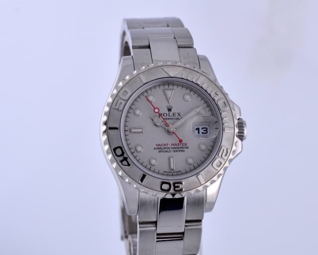 Rolex Ladies Platinum Bezel
Yacht-Master
Z Series (2006)