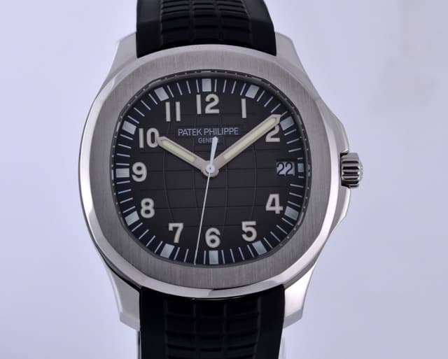 Patek Philippe Large Aquanaut 
5167A 
SS/Rubber