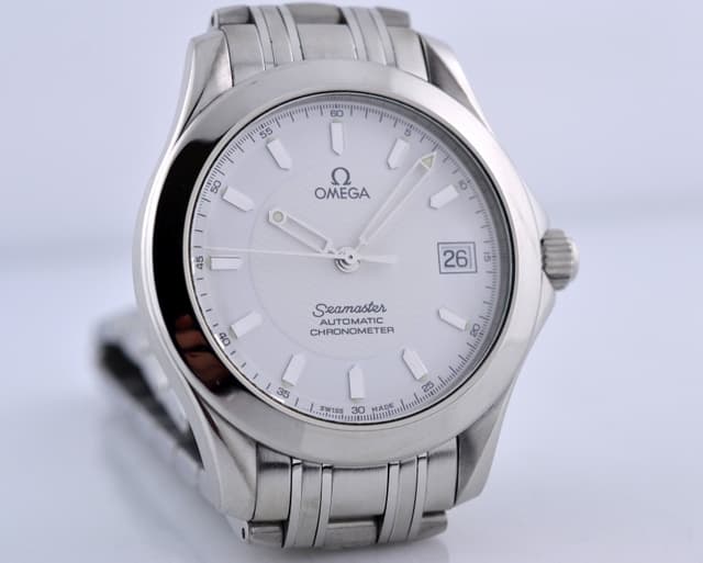 Omega Seamaster White Dial
SS/SS 36MM

