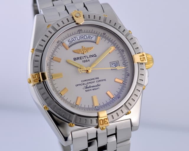 Breitling Windrider Headwind Day-Date 18K Yellow Gold / Steel 43.7MM 