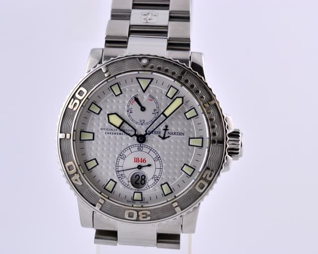 Ulysse Nardin Maxi Marine Diver Silver Dial SS / SS 