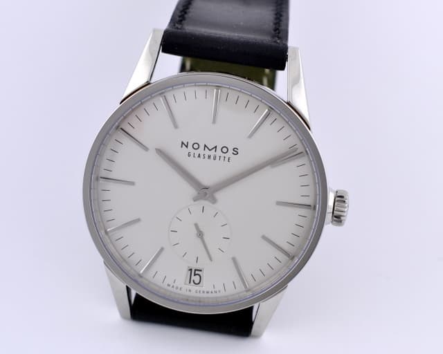 Nomos Zurich Datum SS Silver Dial NEW