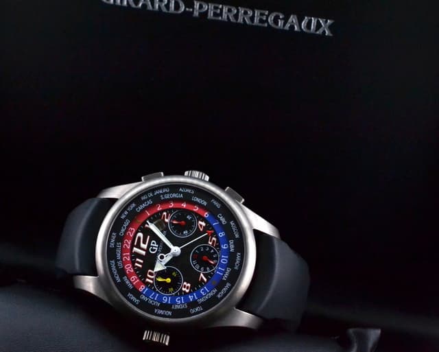 Girard Perregaux World Time WW.TC Chronograph Titanium / Rubber 