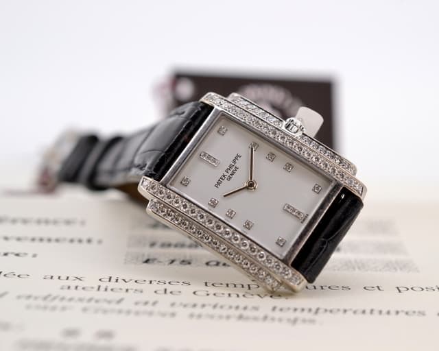 Patek Philippe Laides Gondolo Quartz / Diamonds