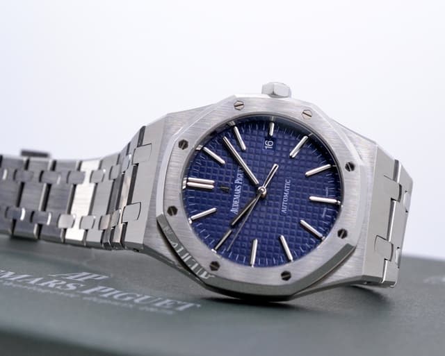 Audemars Piguet Royal Oak Blue Dial Boutique Only SS / SS 41MM