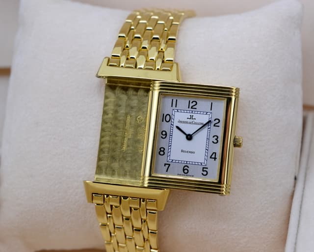 Jaeger LeCoultre Reverso Classique Manual Wind 18K Yellow Gold / Bracelet 