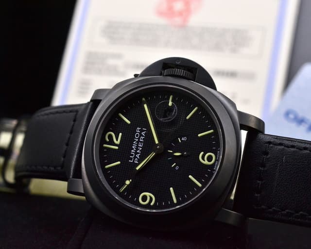 Panerai Luminor Power Reserve PVD 
 