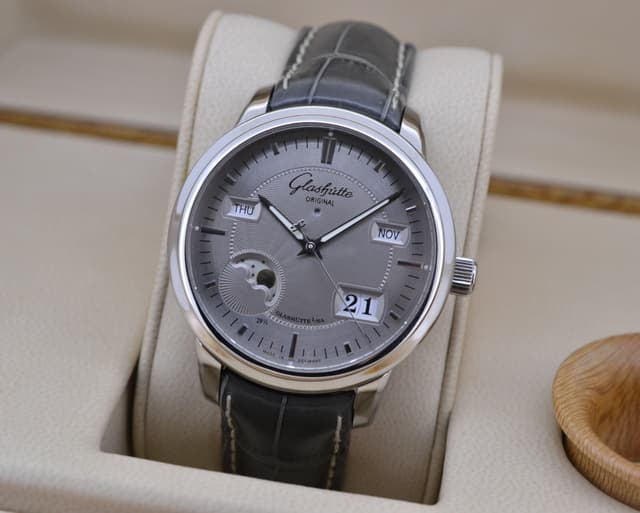 Glashütte Original Senator Perpetual Calendar SS Silver Dial 
   