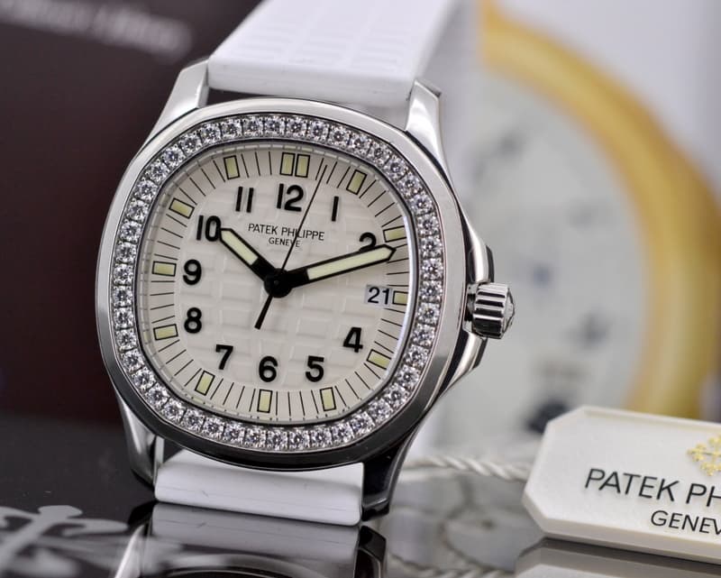 Patek Philippe Aquanaut Ladies Luce Pure White SS / SS