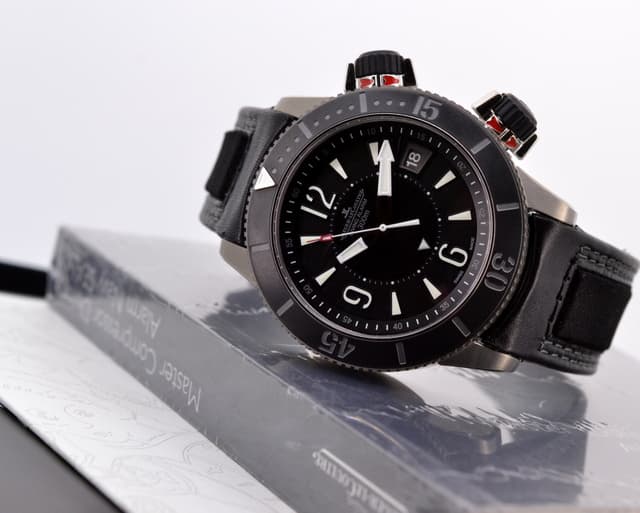 Jaeger LeCoultre Master Compressor Diving Alarm Navy Seals Titanium / Calfskin UNWORN