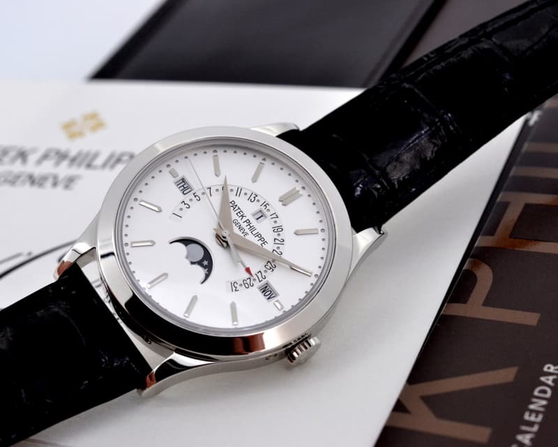 Patek Philippe Retrograde Perpetual Calendar Platinum UNWORN