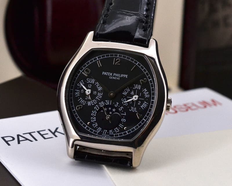 Patek Philippe Perpetual Calendar Tonneau 18K White Gold / Black Dial