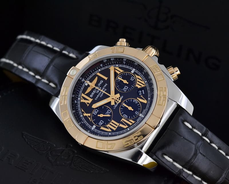 Breitling Chronomat 44 B01 SS / 18K Rose Gold Black Dial Roman