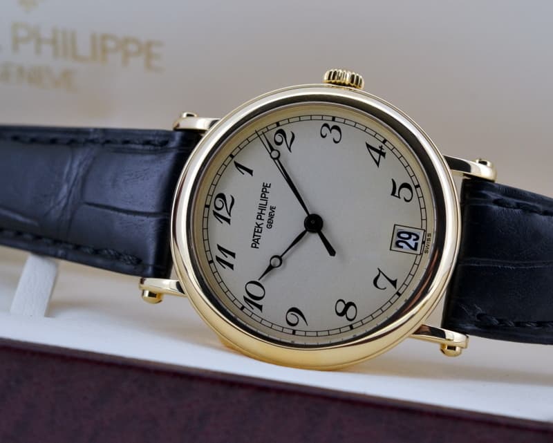 Patek Philippe Calatrava Officers Case 18K Yellow Gold