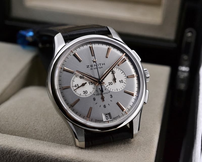 Zenith Captain Chronograph SS / Silver Dial UNWORN