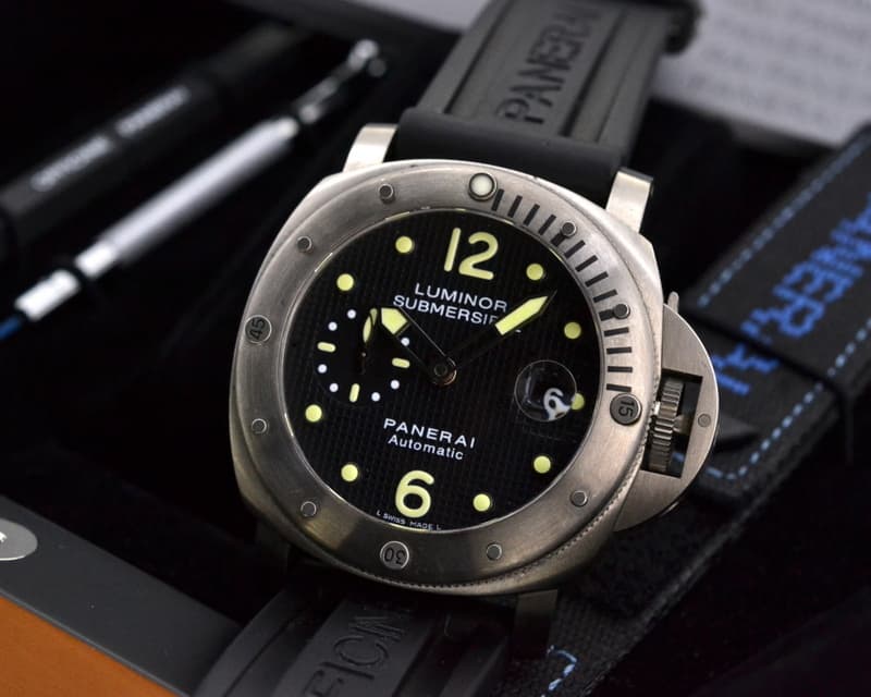 Panerai Luminor Submersible Titanium / Rubber