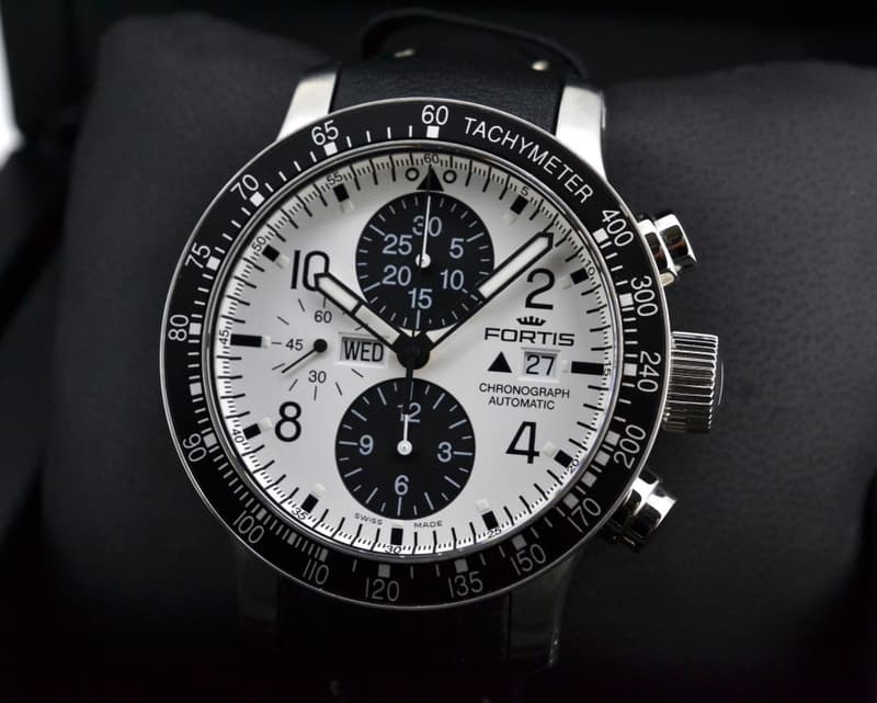 Fortis Stratoliner Chronograph SS White Dial / Black Leather