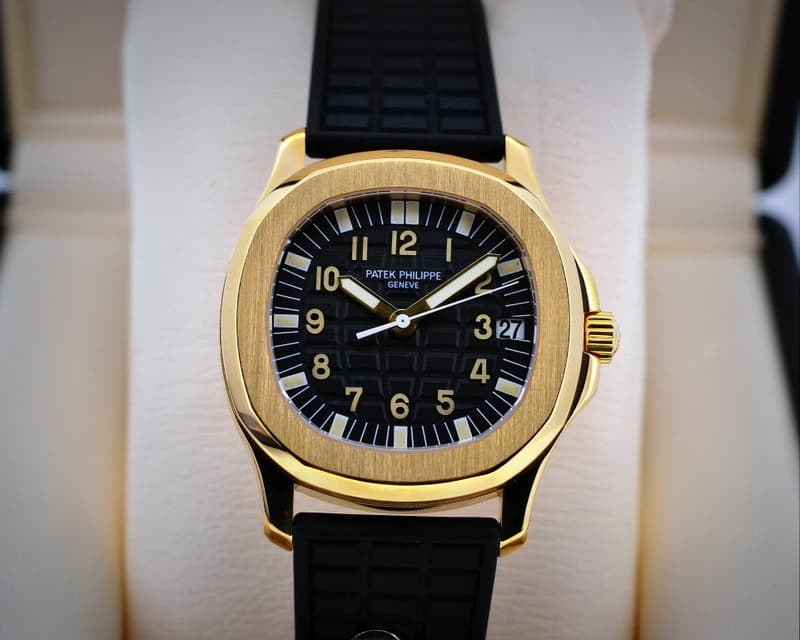 Patek Philippe Aquanaut 18K Yellow Gold / Rubber