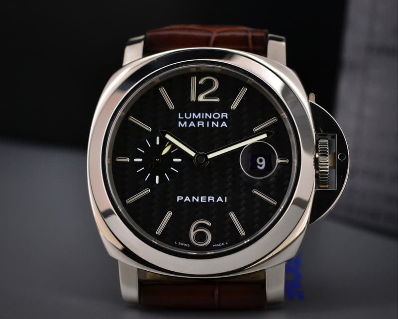 Panerai Luminor Marina 18K White Gold / Carbon Fiber Dial 