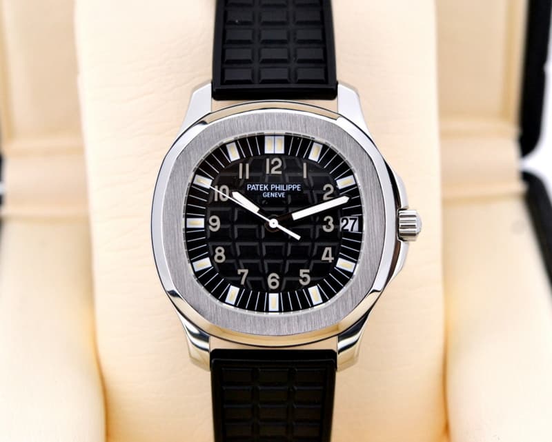 Patek Philippe Aquanaut Automatic Black Dial SS / SS