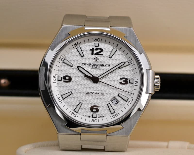 Vacheron Constantin Overseas Large Automatic White Dial SS / SS