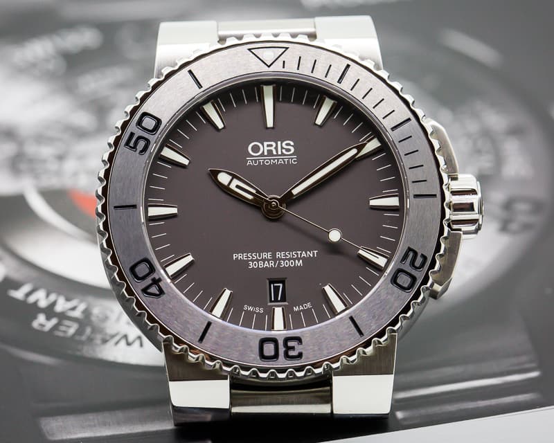 Oris Aquis Date Gray Dial SS / SS 