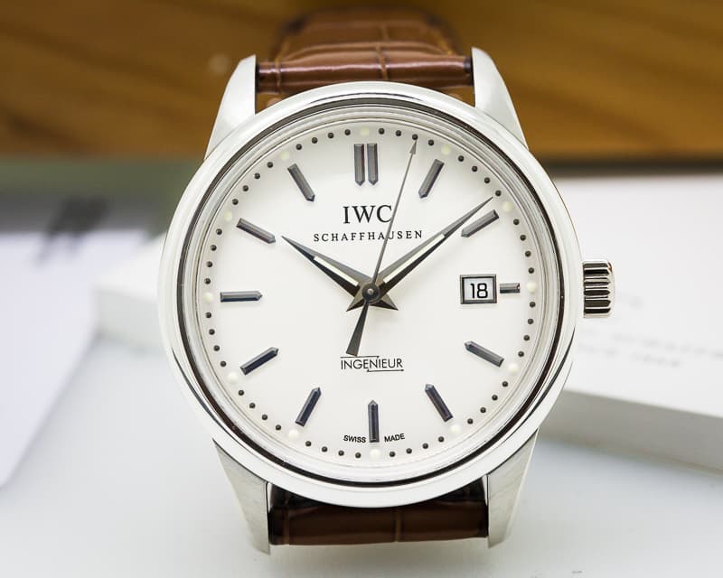 IWC Ingenieur Automatic
Platinum Silver Dial 