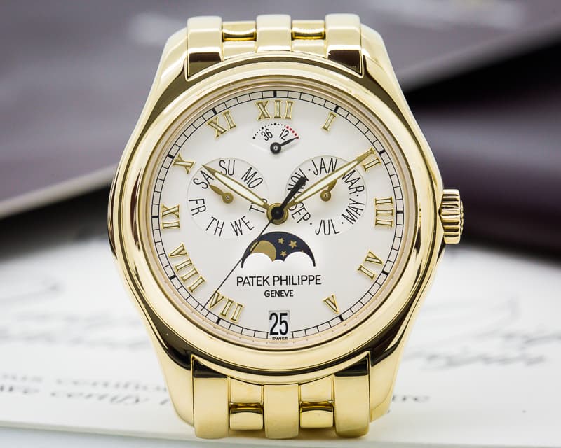 Patek Philippe Annual Calendar Moonphase 18K Yellow Gold / Bracelet