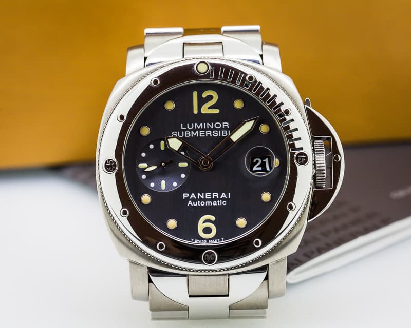 Panerai Submersible Stainless and Titanium / Bracelet 