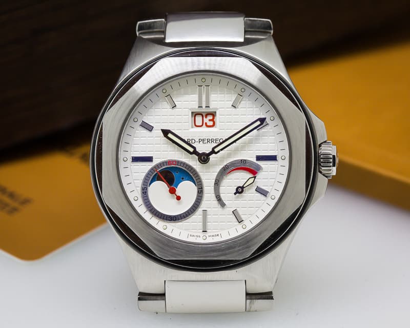 Girard Perregaux Laureato EVO Power Reserve Moon SS White Dial