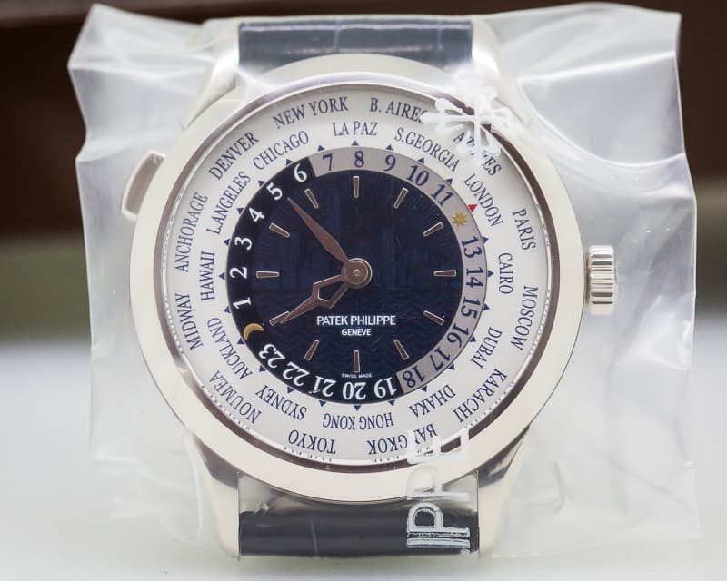 Patek Philippe World Time White Gold "New York 2017 Special Edition" 