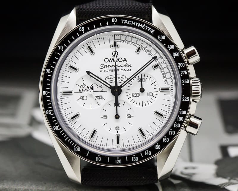 Omega Speedmaster Professional Apollo XIII Silver Snoopy Award SS LIMITED 