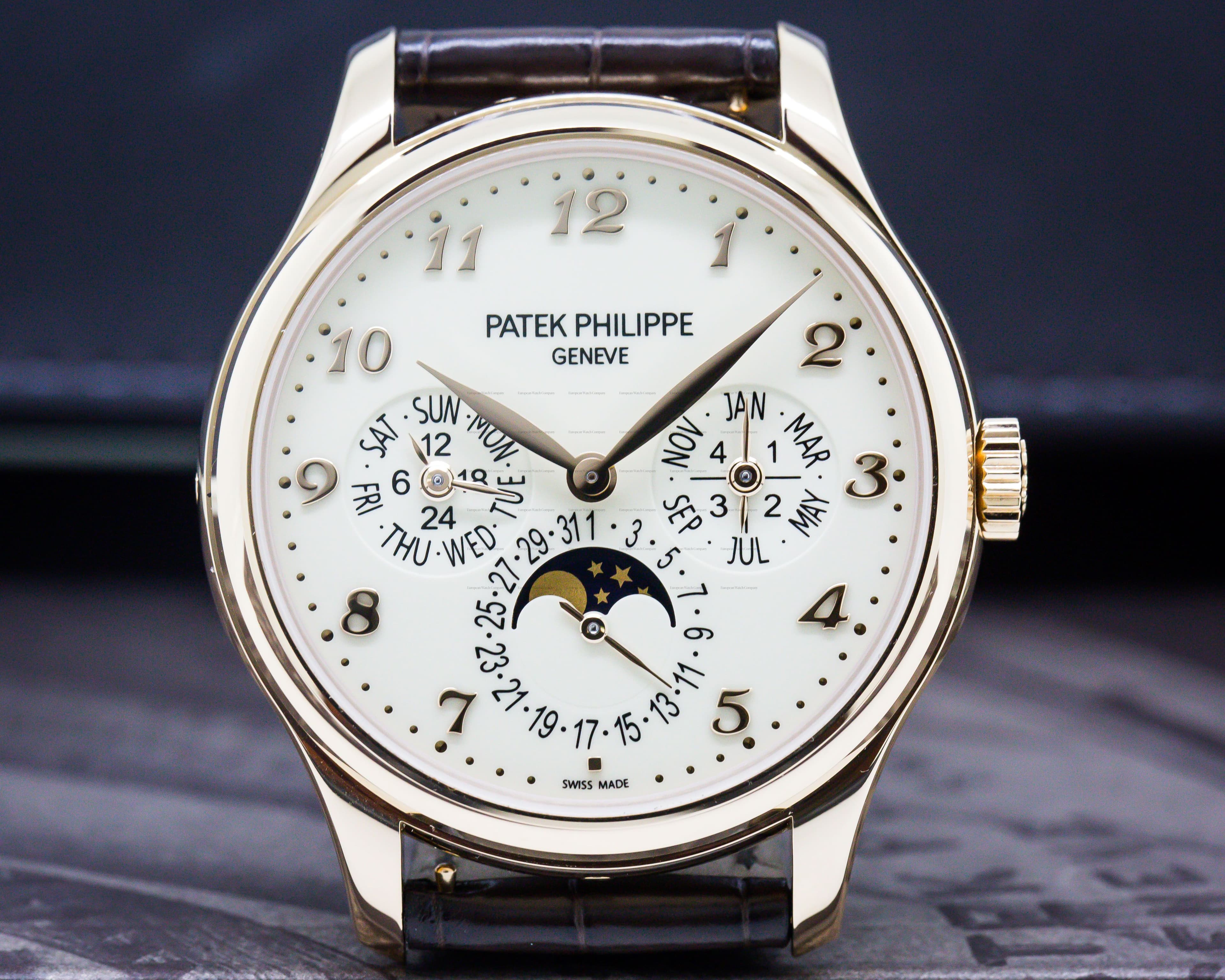 Patek Philippe Perpetual Calendar 5327 18K Rose Gold 