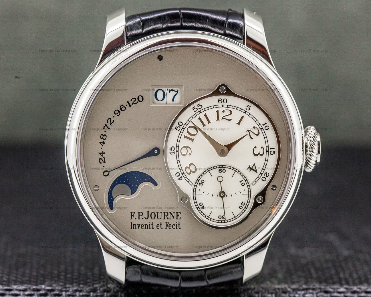 F. P. Journe Octa Lune Automatic Platinum / Grey Dial 40MM