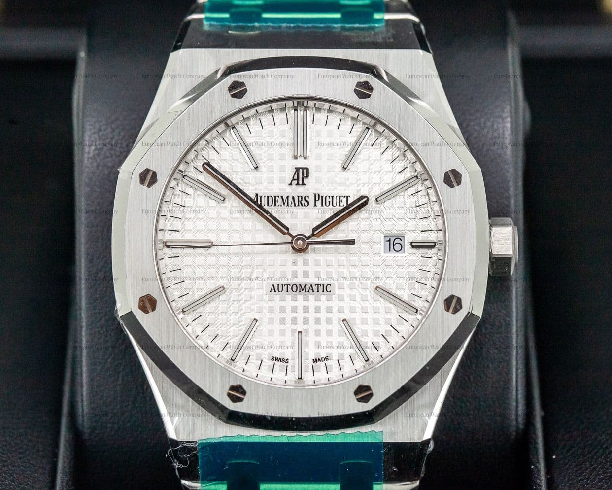 Audemars Piguet Royal Oak White Dial SS / SS DISCONTINUED UNWORN