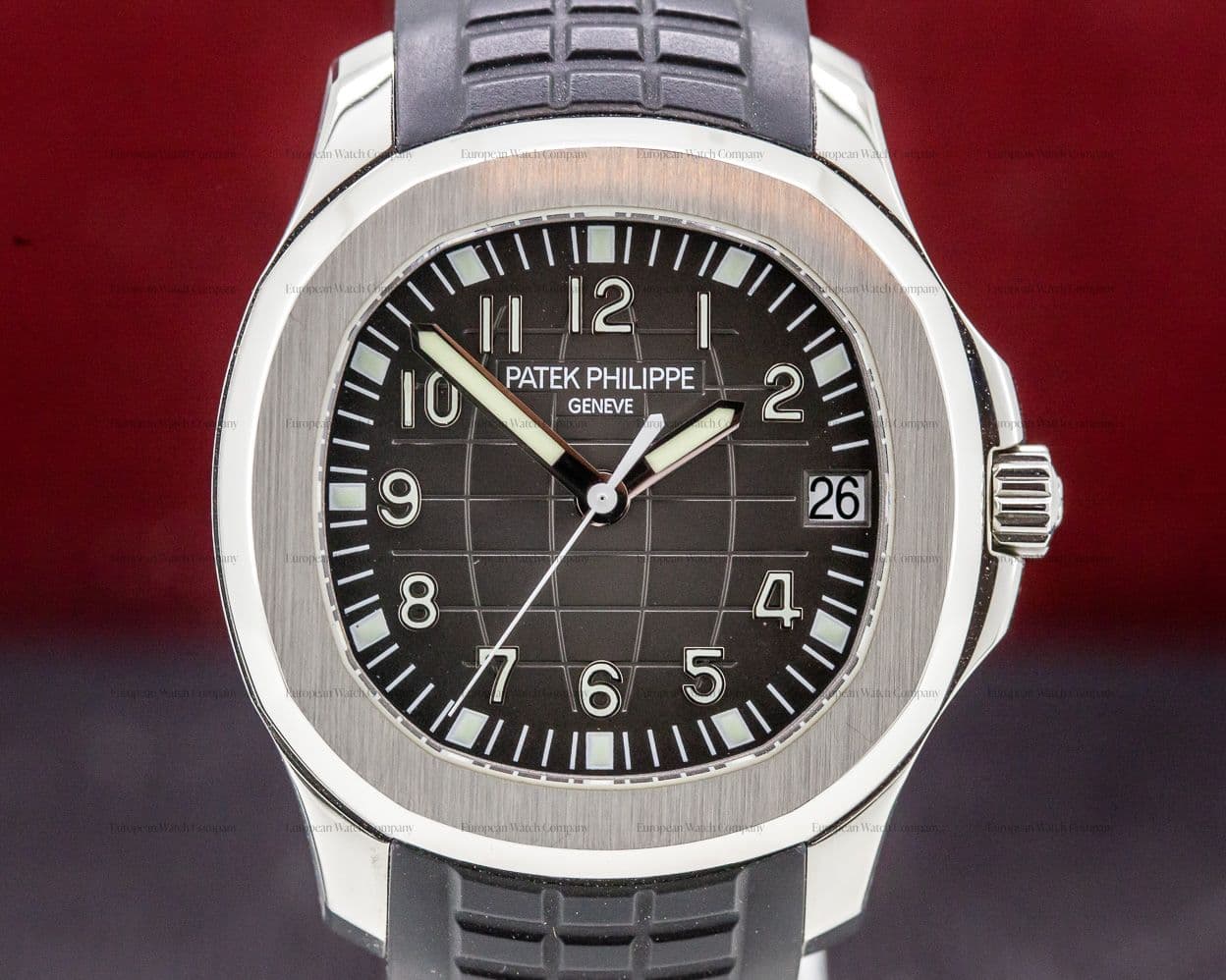 Patek Philippe Aquanaut 5165A Mid Size VERY RARE 