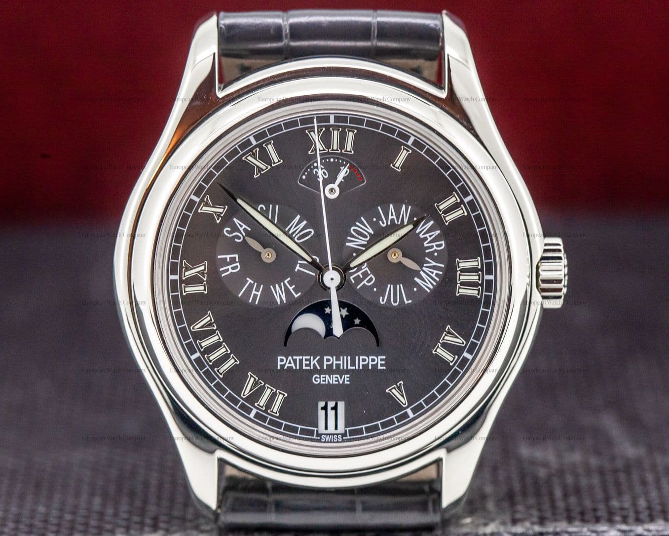 Patek Philippe Annual Calendar Power Reserve Grey Dial Platinum 