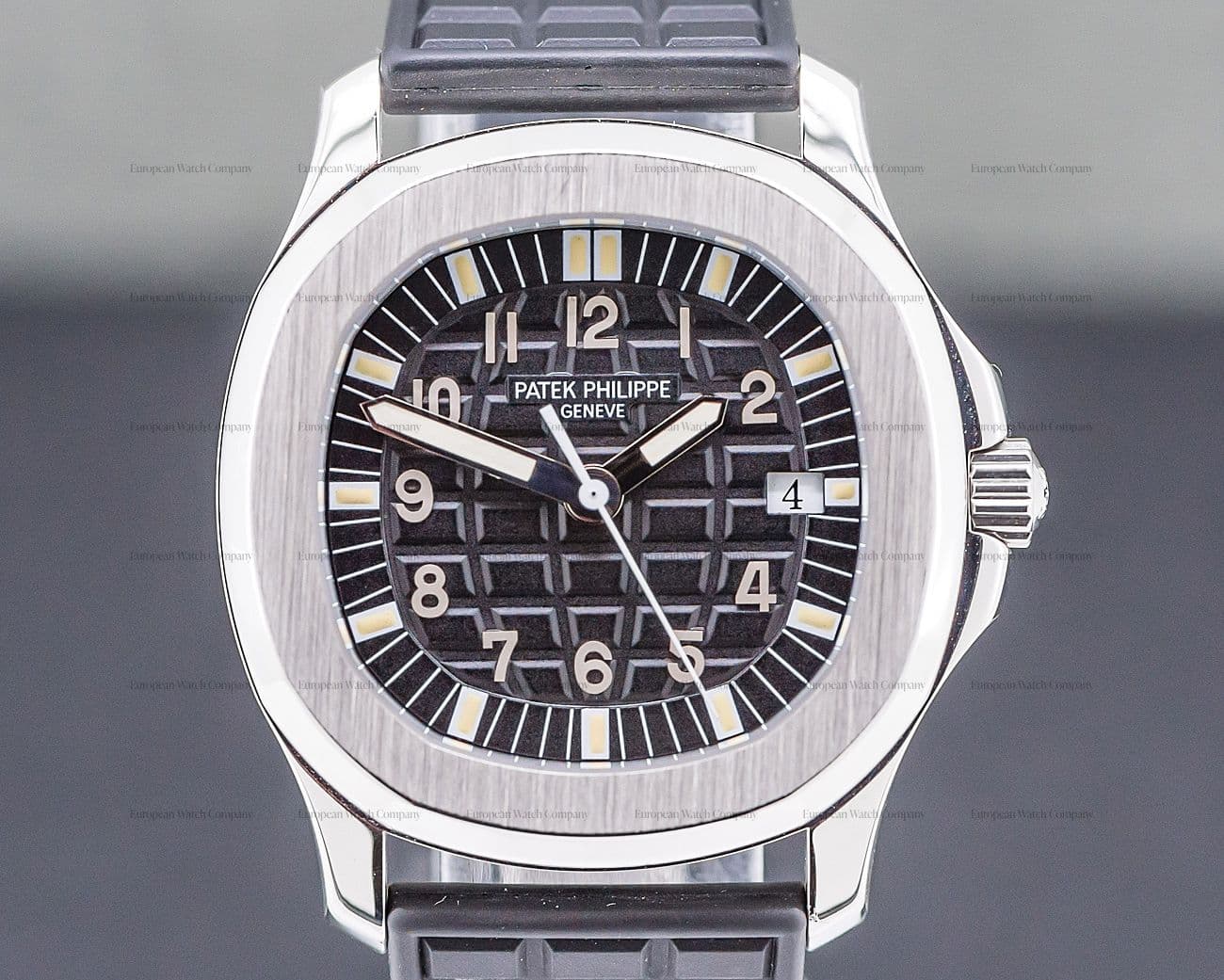 Patek Philippe Aquanaut Mid-Size Quartz SS / Rubber
