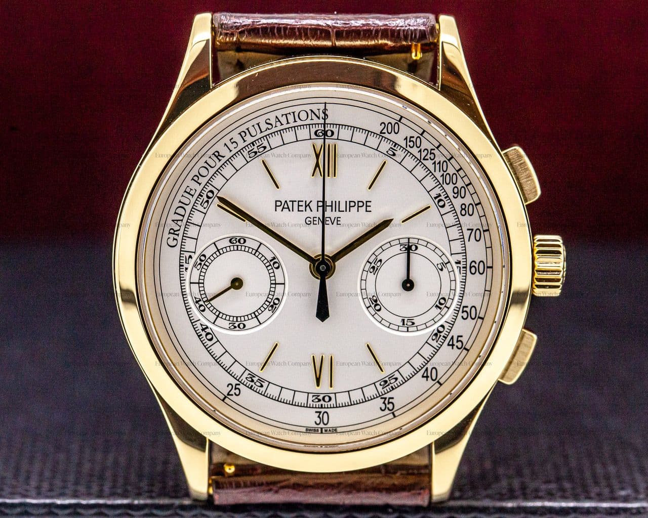 Patek Philippe Chronograph 18K Yellow Gold Pulsation Dial